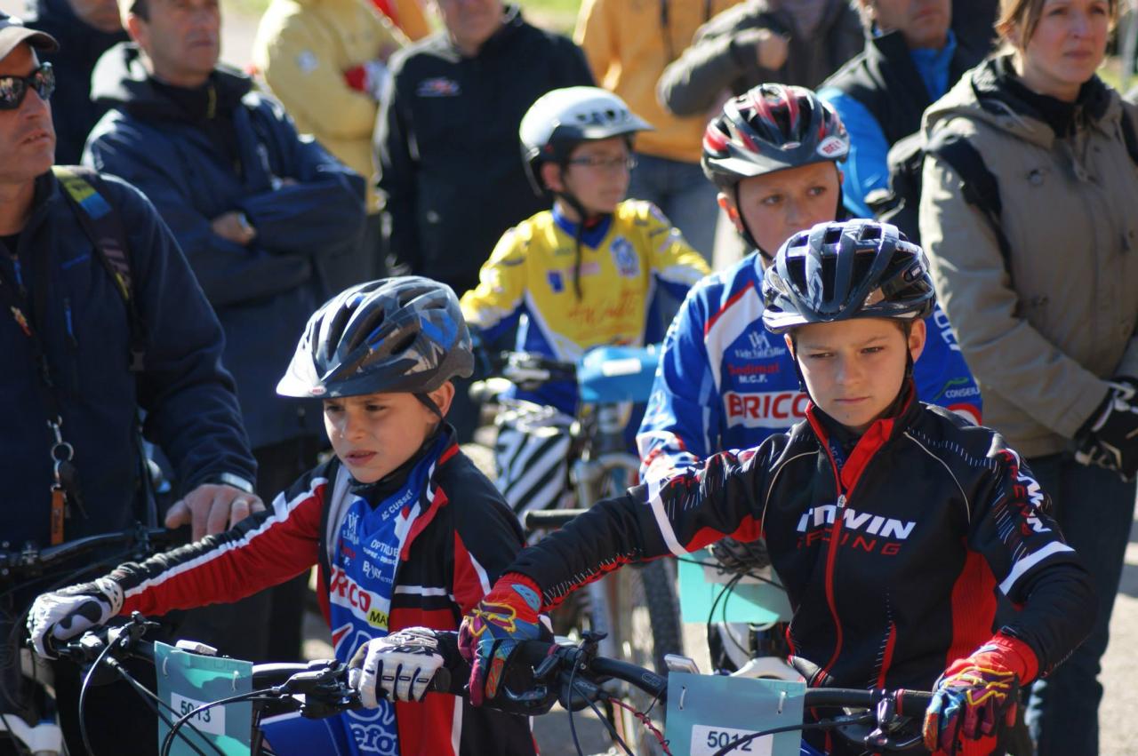 858702_570433576389033_1776587964620679276_o