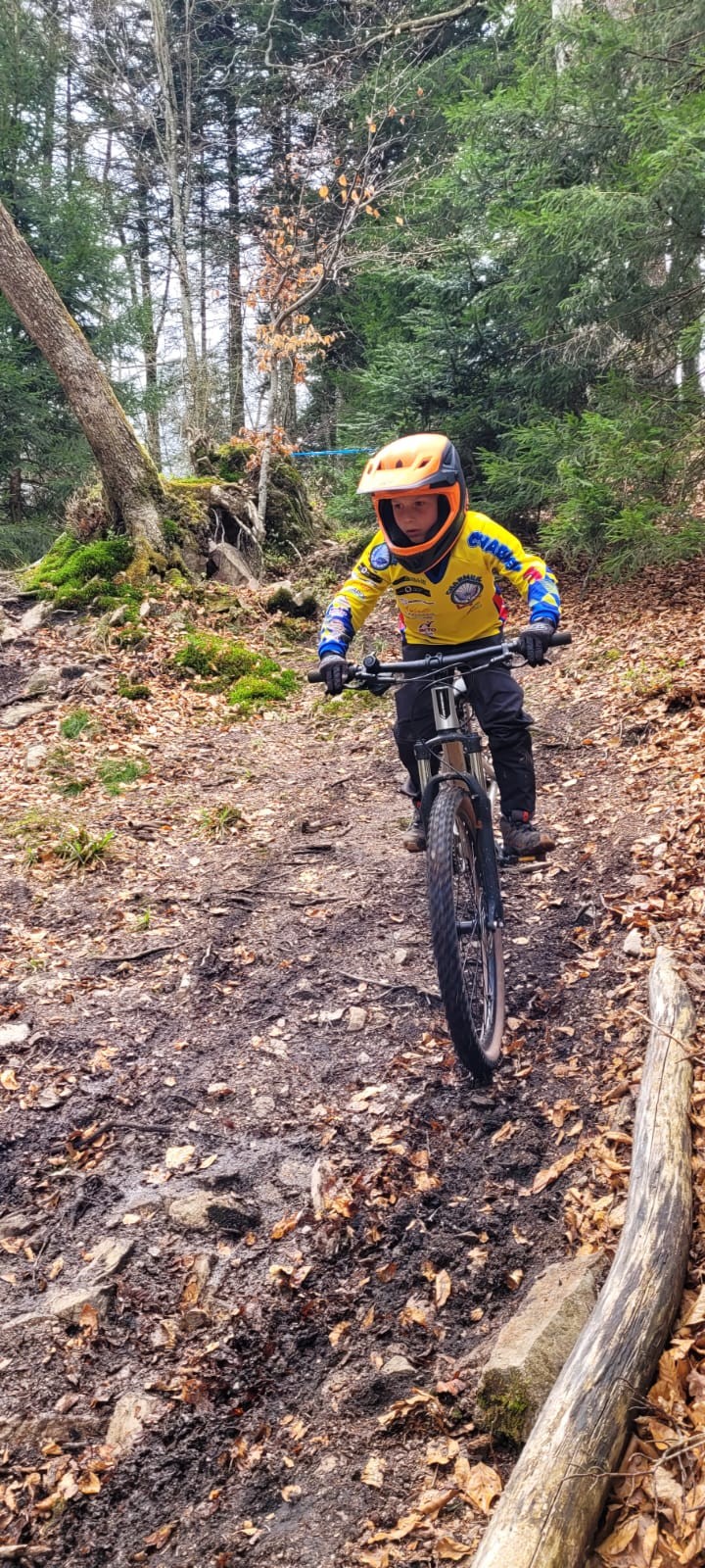 Photo 2025 04 19 20 34 53 2