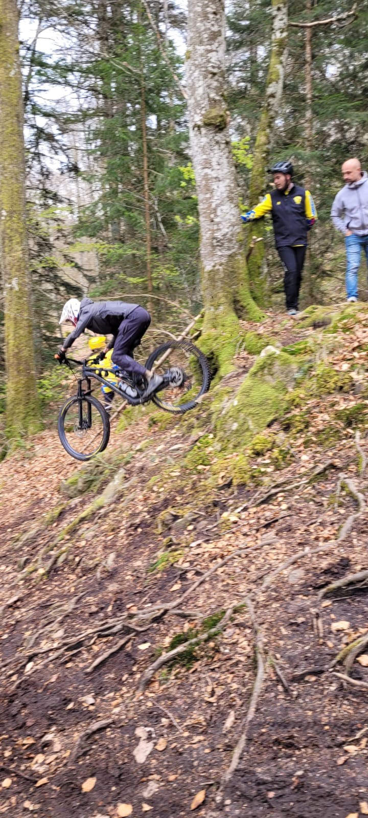 Photo 2025 04 19 20 35 53