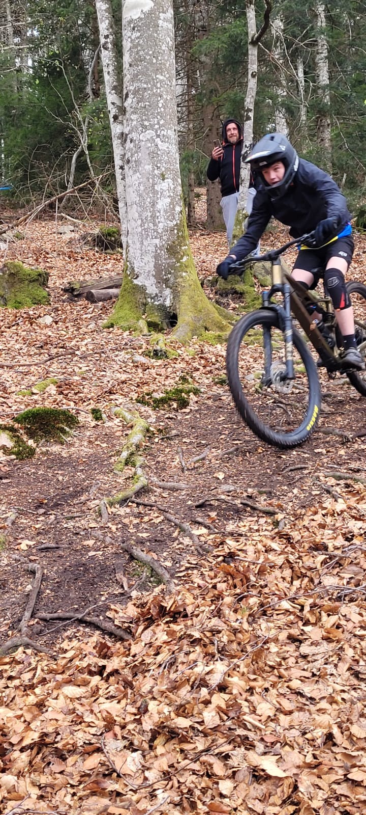 Photo 2025 04 19 20 36 10